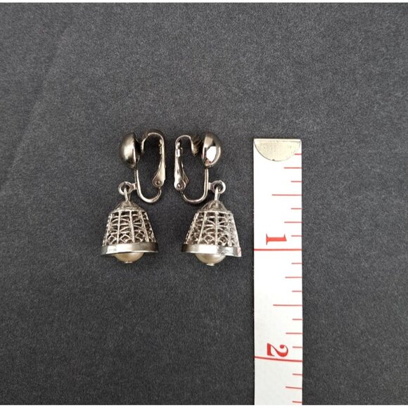 Vintage Judy Lee Silver Tone Clip On Bell Shape Earrings Faux Pearl Filigree - Picture 4 of 4